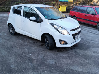 Chevrolet Spark foto 2