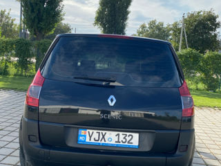 Renault Scenic foto 2