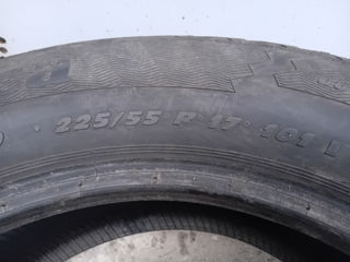 Un cauciuc 225/55 R17 foto 2