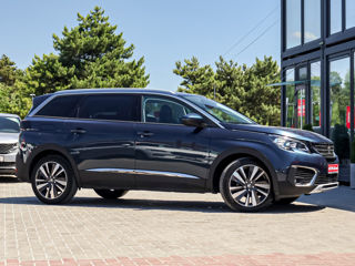 Peugeot 5008 фото 3