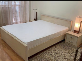 Apartament cu 2 camere, 82 m², Centru, Chișinău foto 4