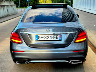 Mercedes E-Class foto 4