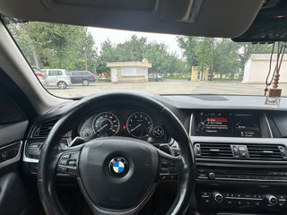 BMW 5 Series foto 6