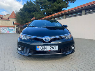 Toyota Auris foto 1