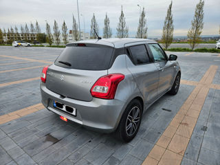 Suzuki Swift foto 2