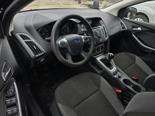 Ford Focus foto 8