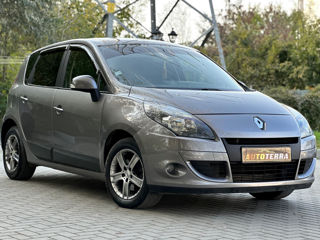 Renault Scenic foto 1