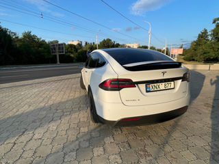 Tesla Model X foto 3