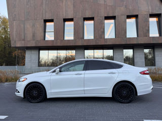 Ford Fusion foto 4