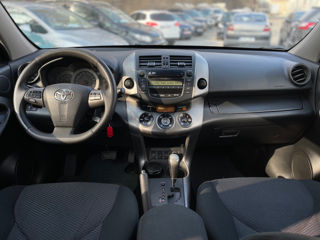 Toyota Rav 4 foto 10