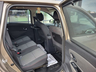 Renault Grand Scenic foto 4