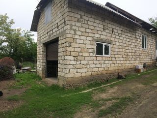 Casa in r. Telenesti foto 2