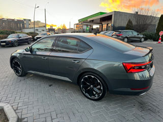 Skoda Superb foto 7