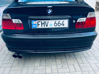 BMW 3 Series foto 4