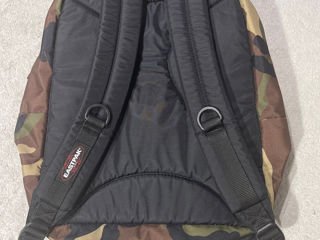 Рюкзак eastpak pinnacle 38 l foto 3