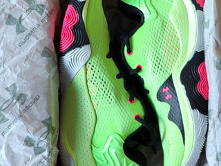 Under Armour Spawn 4. EU37,5/23,5CM. foto 8