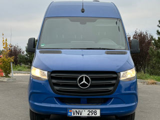 Mercedes Sprinter 319 foto 3