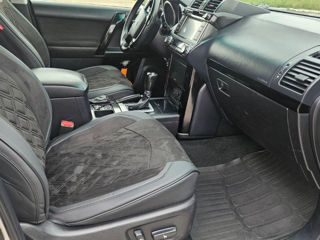 Toyota Land Cruiser Prado фото 8