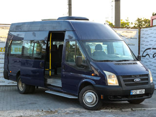 Ford Transit 9 Locuri foto 4