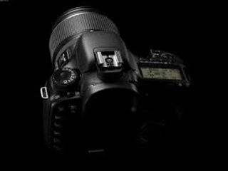 Скидка на Canon EOS 7D Kit