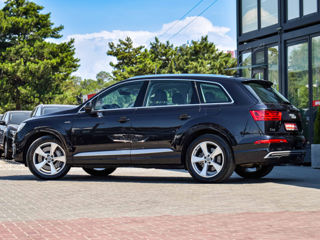 Audi Q7 e-tron foto 2