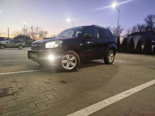 Toyota Rav 4 foto 6