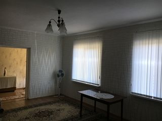 Vind sau schimb casa in Ungheni pe apartament in Chisinau foto 8