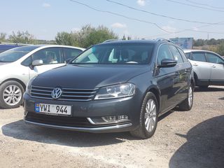 Volkswagen Passat foto 3