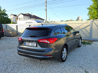 Ford Focus foto 6