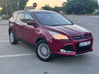 Ford Escape foto 2