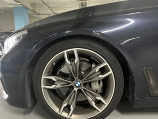 BMW 7 Series foto 12