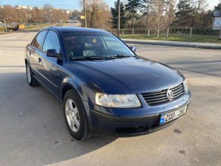 Volkswagen Passat foto 2