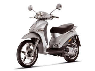 Yamaha - cumpar scutere foto 3
