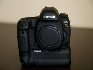 Canon 5D Mark IV  foto 2
