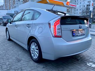 Toyota Prius foto 4