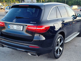 Mercedes GLC foto 5