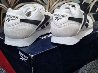 Продам Кроссовки Reebok foto 3