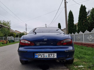 Hyundai Coupe foto 3