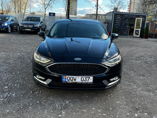 Ford Fusion foto 2