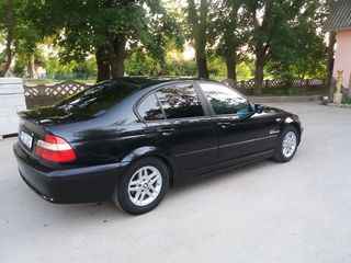 BMW 3 Series foto 4