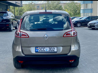 Renault Scenic foto 3