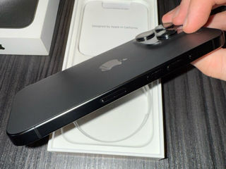 iPhone 15 pro 128GB foto 2