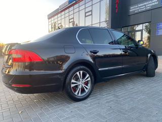 Skoda Superb foto 3