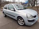 Renault Clio foto 2