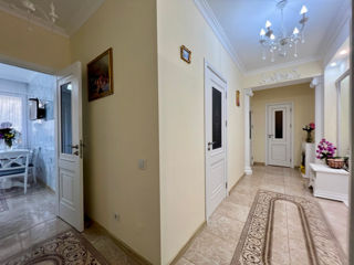 Apartament cu 2 camere, 74 m², Râșcani, Chișinău foto 16