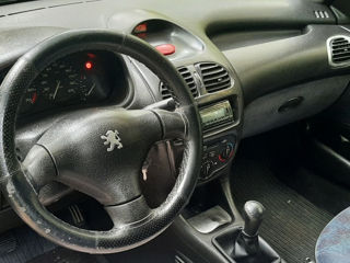 Peugeot 206 foto 5