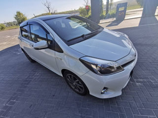 Toyota Yaris foto 2