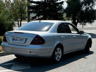 Mercedes E-Class foto 5