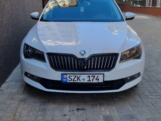 Skoda Superb foto 4