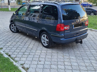 Volkswagen Sharan foto 3